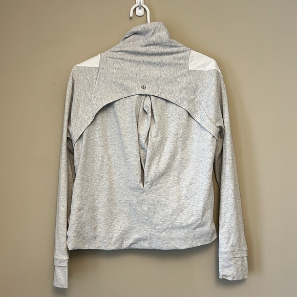 Lululemon Athletica Gray Zipper Sweater size 8 - Picture 3 of 5